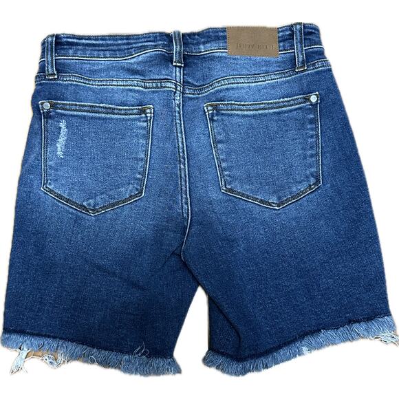 Judy Blue Distressed Bermuda Denim Shorts Raw Hem Medium Wash Size Medium - Picture 2 of 10